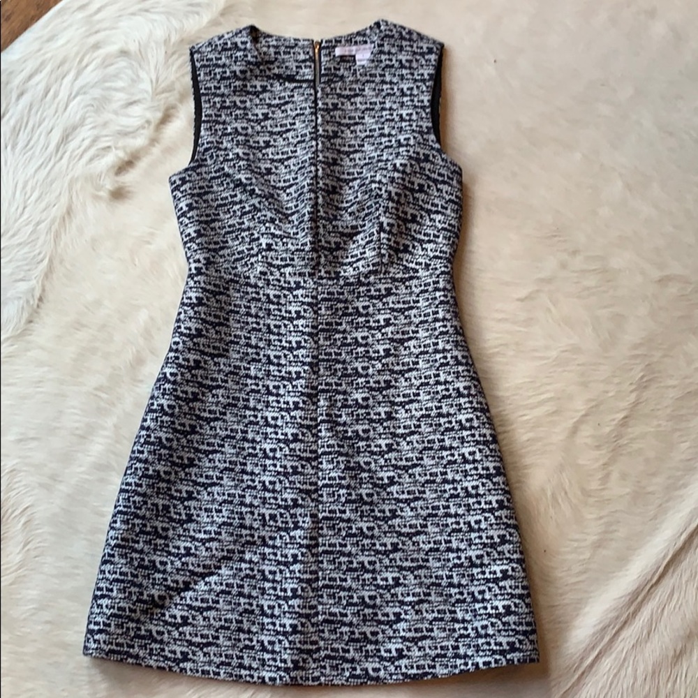 DIANE VON FURSTENBERG: dress size 2